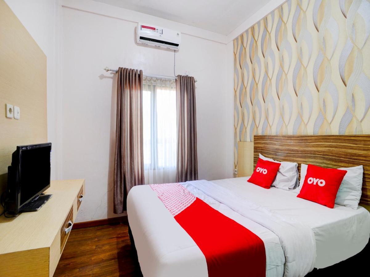 Oyo 90263 Hotel Diva Golf 벵쿨루 외부 사진
